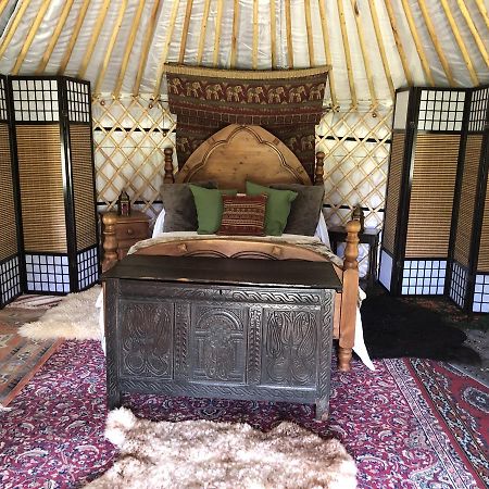 Lee Manor Hotel Ромси Екстериор снимка